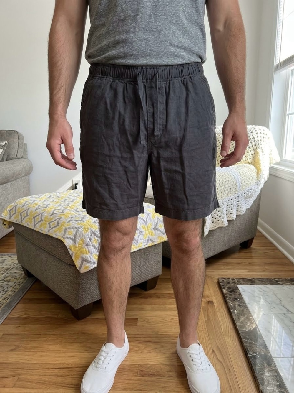 Old Navy black jogger linen-blend shorts